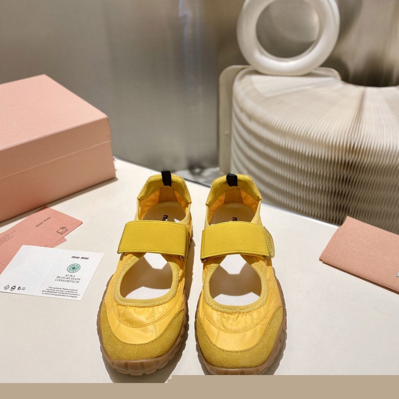 Miu Miu Casual Shoes